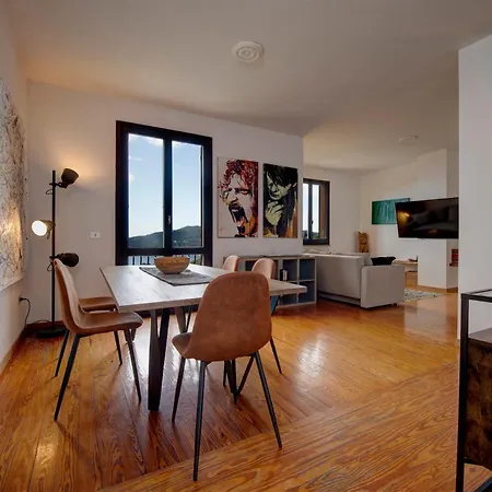 231c- Casa Sant'ambrogio Vista Mare, 2 Chilometri Dal Centro Di E Dal Mare 公寓 *