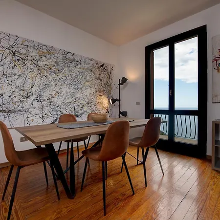 231c- Casa Sant'ambrogio Vista Mare, 2 Chilometri Dal Centro Di E Dal Mare Διαμέρισμα