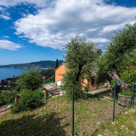 231c- Casa Sant'ambrogio Vista Mare, 2 Chilometri Dal Centro Di E Dal Mare Διαμέρισμα *
