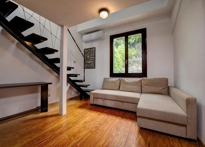 231c- Casa Sant'ambrogio Vista Mare, 2 Chilometri Dal Centro Di E Dal Mare شقة